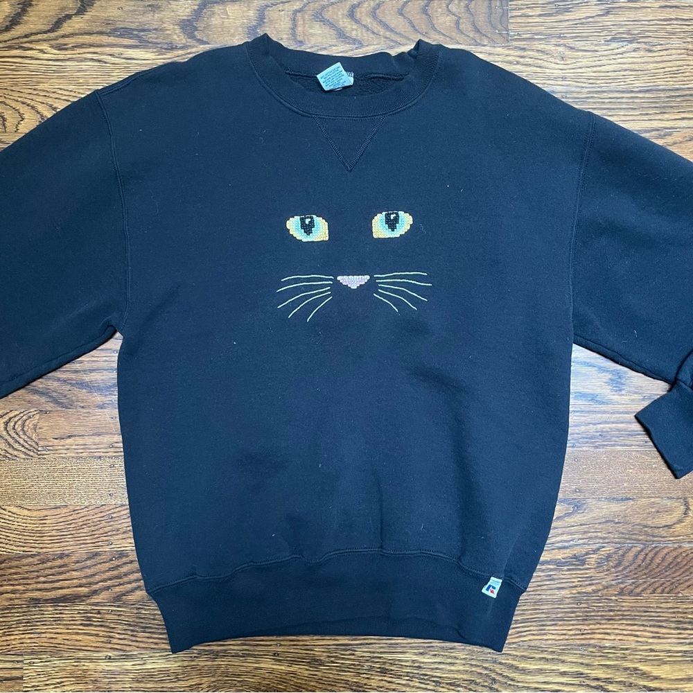 Vintage Russell Athletic Dark Green Embroidered Cat Crewneck Sweatshirt